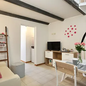 Santa Monaca 23 - Sweet Dreams In Apartment Florence