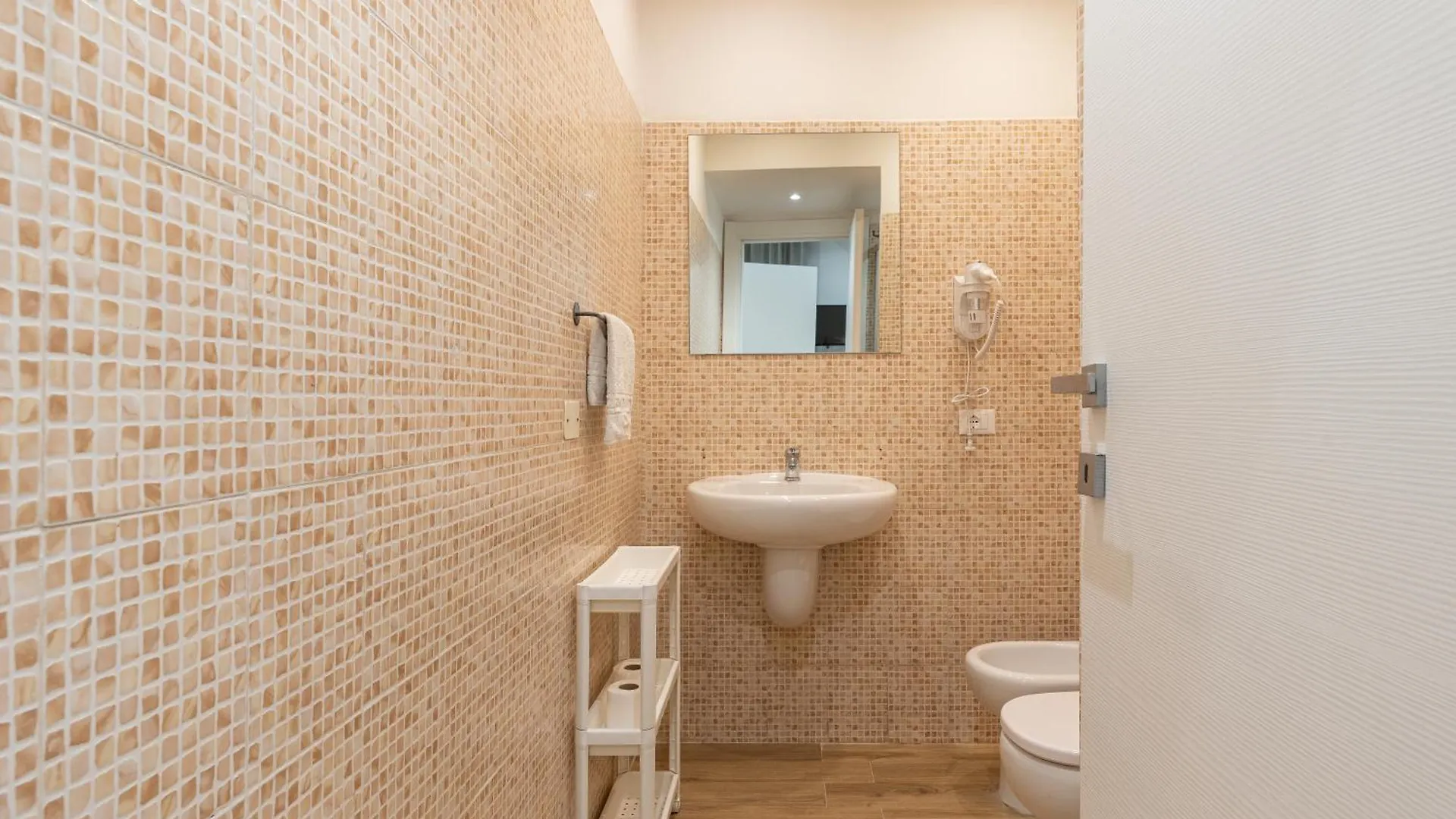 Quattro Canti Rooms Palermo Pensionat
